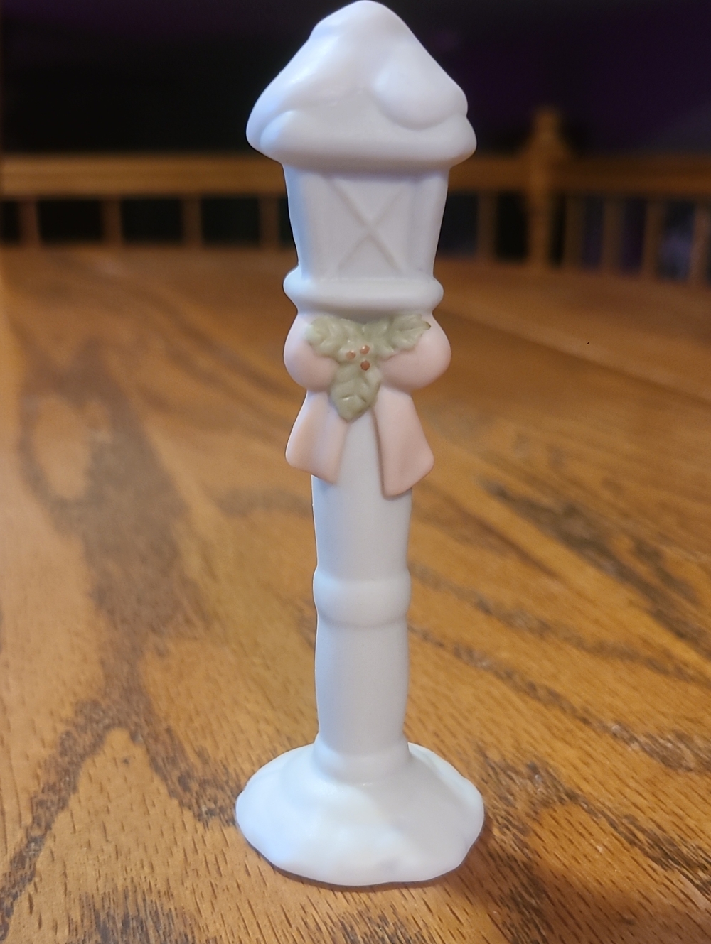 Precious Moments Porcelain White Decorative Lamp Post Figurine